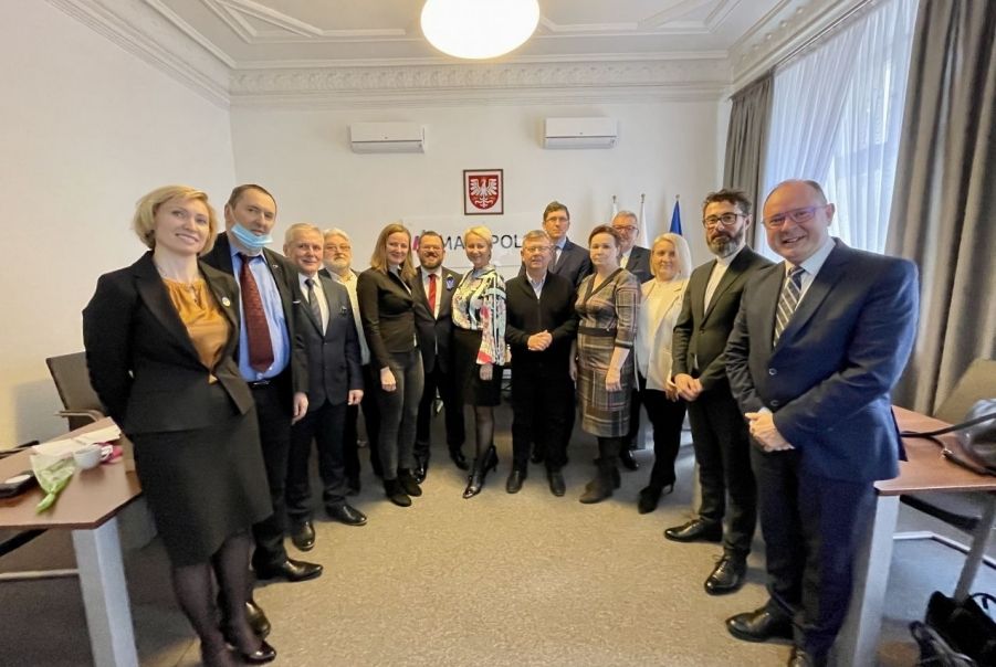 Przejdź do: Gest wdzięczności i solidarności